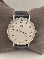 Relógio de pulso masculino Tissot 1853 T109410A tom prata couro preto quartzo suíço comprar usado Relógio de pulso masculino Tissot 1853 T109410A tom prata couro preto quartzo suíço comprar usado  Enviando para Brazil