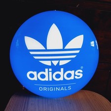 Adidas wall display gebraucht kaufen Adidas wall display gebraucht kaufen  Versand nach Germany