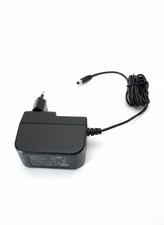 Alimentatore universale 12v usato  Volano