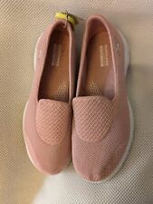 Women skechers air for sale  READING