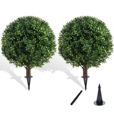 Two artificial boxwood d'occasion  Expédié en Belgium