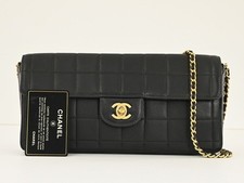 Bolsa Chanel quadrada colcha E/W aba pele de cordeiro preta **EBAY LIVE comprar usado Bolsa Chanel quadrada colcha E/W aba pele de cordeiro preta **EBAY LIVE comprar usado  Enviando para Brazil