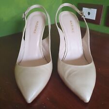 Scarpe punta aperte usato  Vigevano