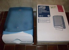 Distributeur essuie mains d'occasion  Caluire-et-Cuire