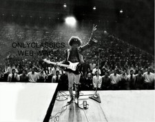 PÓSTER FOTOGRÁFICO DE GUITARRISTA DE ROCK CANTANTE COMPOSITOR ARTISTA JIMI HENDRIX 11X14 segunda mano  Embacar hacia Mexico