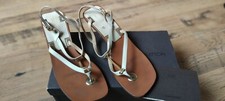 Pieds sandales chaussures d'occasion  Méru