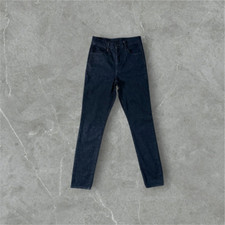 Jean uniqlo bleu d'occasion  Le Kremlin-Bicêtre
