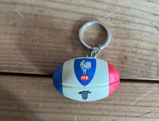 Porte clef ballon d'occasion  Olivet