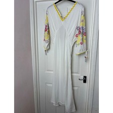 Beautiful white monsoon for sale  KETTERING