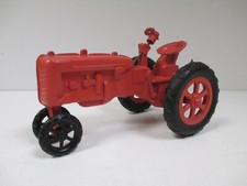Ancien tracteur rouge d'occasion  France