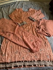 Traditional pakistani women for sale  Sayreville