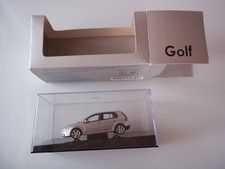 1:43 AUTOart * VW Golf 5 Sportline 5-türig (1K) * Reflexsilber Met. *  OVP & TOP comprar usado 1:43 AUTOart * VW Golf 5 Sportline 5-türig (1K) * Reflexsilber Met. *  OVP & TOP comprar usado  Enviando para Brazil