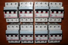 Disjoncteur triphase legrand d'occasion  Barr