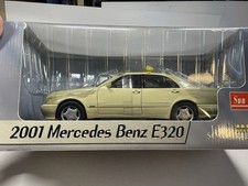 Táxi Mercedes E320 W210 da Sunstar em escala 1/18 comprar usado  Enviando para Brazil
