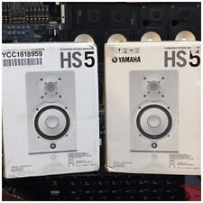 Par de Alto-falantes Yamaha HS5W Powered Studio Monitor HS5 Branco CAIXA ABERTA Demo Disp comprar usado  Enviando para Brazil