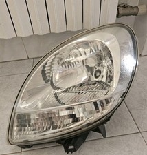 Faro anteriore sinistro usato  Assago