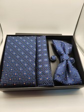 Coffret cravate boutons d'occasion Coffret cravate boutons d'occasion  Villeneuve-sur-Yonne