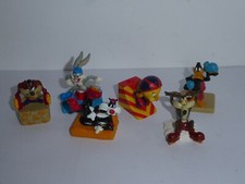 Lot figurines looney d'occasion  Saint-André-lez-Lille