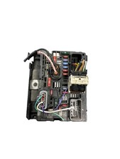 Boitier fusible 9675878080 d'occasion  Ressons-sur-Matz