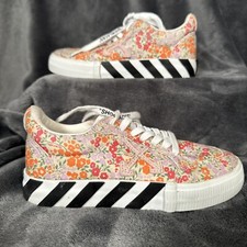 Tênis infantil off-white vulcanizado cano baixo lona estampa floral tamanho 32” comprar usado  Enviando para Brazil