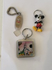 Porte clés disney d'occasion  Crécy-la-Chapelle
