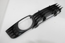 Audi A8 4E D3 PF TDi SO dianteiro direito inferior para-choque grade de farol de neblina novo 4E0807682D comprar usado  Enviando para Brazil
