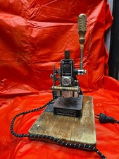 Máquina Kingsley Modelo M-50 Hot Foil Stamping Machine USADA FUNCIONANDO 1 CONJUNTO DE LETRAS comprar usado  Enviando para Brazil