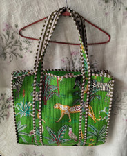 Bolsa de ombro feminina acolchoada de algodão feita à mão com estampa de animais da selva verde comprar usado  Enviando para Brazil