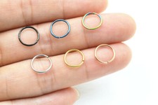 LOTE 100 peças anéis de argola de cartilagem de aço cirúrgico sem costura nariz orelha hélice tragus  comprar usado LOTE 100 peças anéis de argola de cartilagem de aço cirúrgico sem costura nariz orelha hélice tragus  comprar usado  Enviando para Brazil