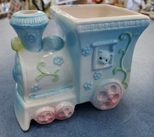 Usado, Vaso de bebê kitsch vintage trem plantador com urso comprar usado  Enviando para Brazil