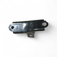 Staffa supporto marmitta usato Staffa supporto marmitta usato  Sicignano Degli Alburni