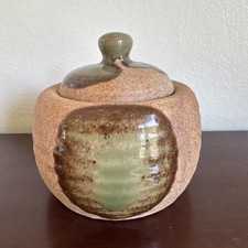 Jarro de cerâmica vintage estúdio com tampa – esmalte verde tons de terra rústico feito à mão comprar usado  Enviando para Brazil