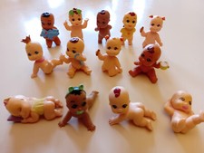 Lot figurines bébés d'occasion  Digne-les-Bains