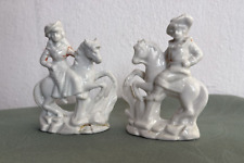 Coppia antiche statuette usato  Italia