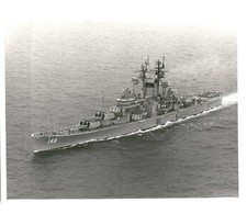 NAVY Heavy Cruiser USS NEWPORT NEWS At Sea Willard Bass 1967 foto de imprensa comprar usado NAVY Heavy Cruiser USS NEWPORT NEWS At Sea Willard Bass 1967 foto de imprensa comprar usado  Enviando para Brazil