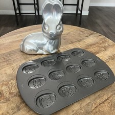 Wilton bunny cake for sale  Euclid