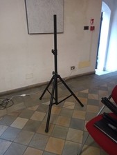 Stativo per cassa usato  Uscio