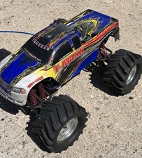 Traxxas maxx complete for sale  Prospect Heights