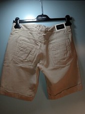 Shorts beige bermuda usato  Vertemate con Minoprio