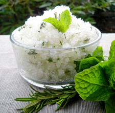 Herbal body scrub d'occasion  Expédié en Belgium