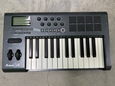 Teclado controlador M-Audio Axiom 25 USB MIDI com almofadas e botões - Funciona muito bem comprar usado  Enviando para Brazil