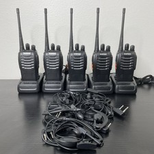 *Pacote com 6* Rádios bidirecionais e 6 vias BAOFENG BF-888S com docas de carregamento e fones de ouvido, usado comprar usado  Enviando para Brazil