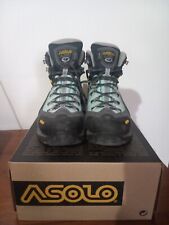 Scarpe trekking donna usato  Cavezzo