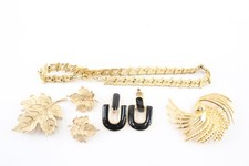 Trifari jewellery gold for sale  LEEDS