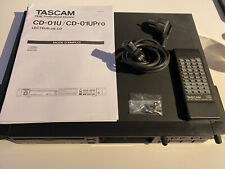 Tascam 01u rackmount d'occasion  La Bernerie-en-Retz
