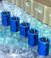 Vishay 5pz. 470uf usato Vishay 5pz. 470uf usato  Roma