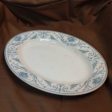 Plat ovale ancien d'occasion  La Chapelle-d'Armentières