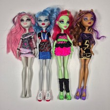 monster high d'occasion  Expédié en Belgium