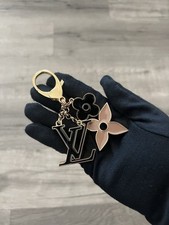 Berloque bolsa chaveiro Louis Vuitton Fleur de monograma comprar usado  Enviando para Brazil