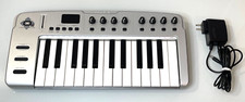 Controlador M-Audio O2 USB Midi com adaptador de energia comprar usado  Enviando para Brazil